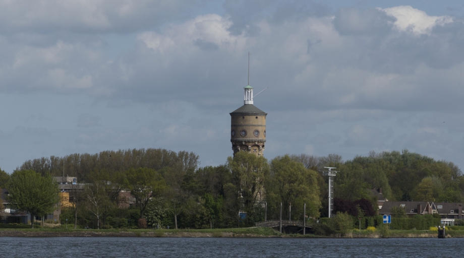 Een watertoren werkt met communicerende vaten